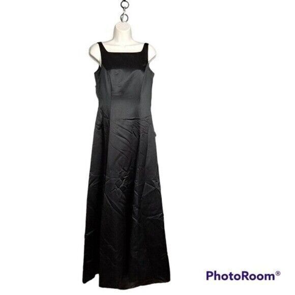 Michaelangelo Size 4 Black Bridesmaids Formal Prom Dress Long Style 8152DC - Picture 1 of 13